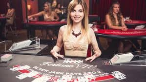 Live Dragon Tiger table on kenzo168 login showing dealer cards